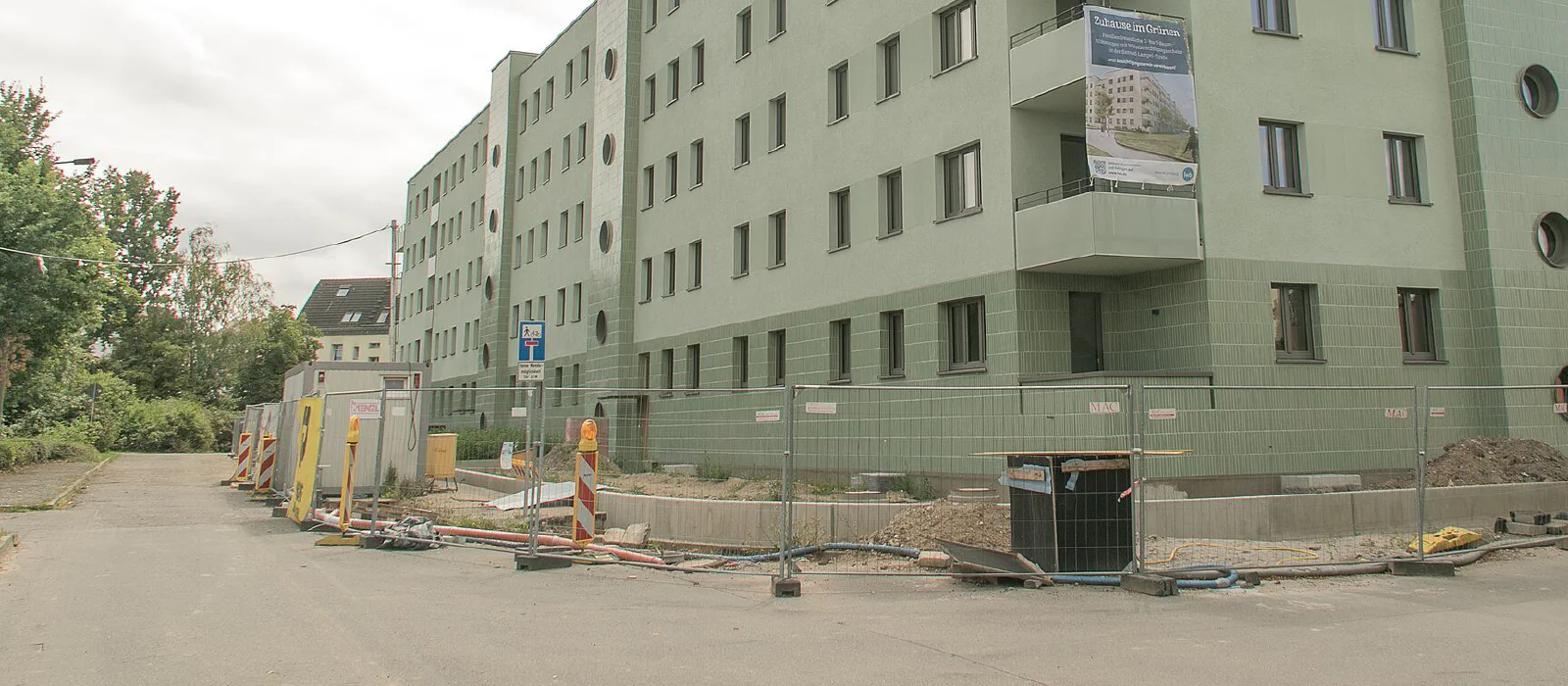 Neubau der Leipziger Wohnungs- und Baugesellschaft in der Samuel-Lampel-Straße. Rund 600 solcher Vorhaben beginnen jedes Jahr in Deutschland.